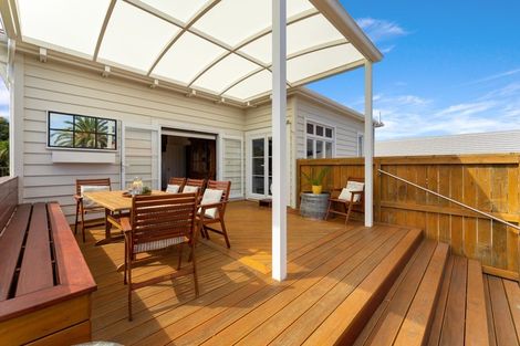 Photo of property in 76 Smart Road, Glen Avon, New Plymouth, 4312