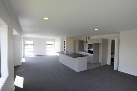 Photo of property in 62 Shillingford Boulevard, Rolleston, 7615