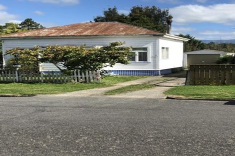 Photo of property in 11 Empire Street, Dannevirke, 4930