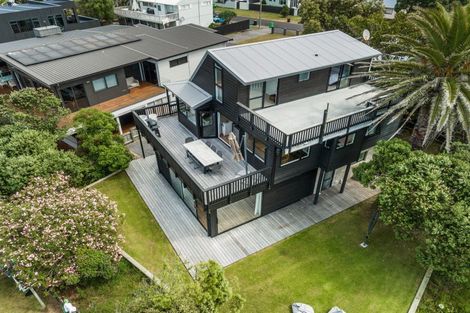 Photo of property in 306b Beverley Terrace, Whangamata, 3620