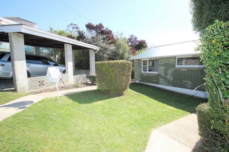 Photo of property in 2 Centennial Road, Fairfield, Dunedin, 9018