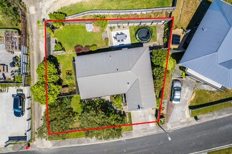 Photo of property in 8 Thimble Lane, Whitby, Porirua, 5024