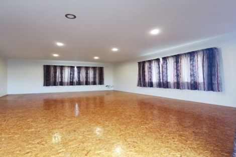 Photo of property in 12 Ruth Street, Manurewa, Auckland, 2102