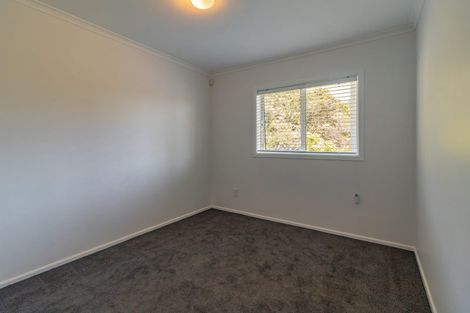 Photo of property in 27 Ian Marwick Place, Birkenhead, Auckland, 0626