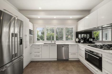 Photo of property in 24 Muritai Road, Milford, Auckland, 0620