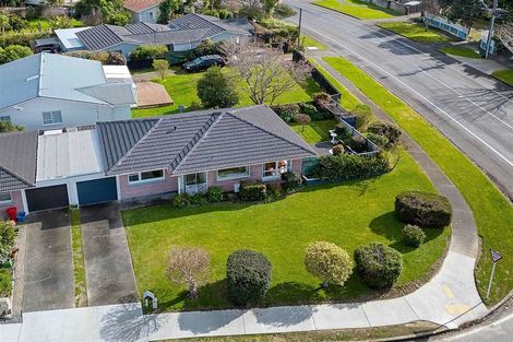 Photo of property in 2 Leybourne Avenue, Waikanae, 5036