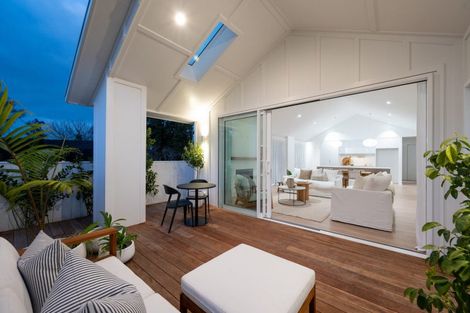 Photo of property in 119a Te Mata Road, Havelock North, 4130