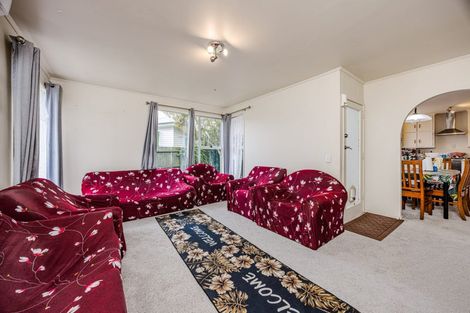 Photo of property in 15 Bedlington Avenue, Manurewa, Auckland, 2102
