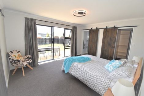 Photo of property in 12 Te Kama Street, Levin, 5510