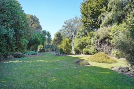 Photo of property in 20 Woodend Road, Woodend, 7610