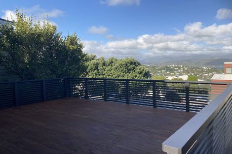 Photo of property in 13 Cobar Close, Maupuia, Wellington, 6022