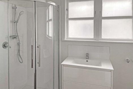 Photo of property in 351 Karori Road, Karori, Wellington, 6012