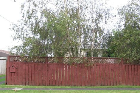 Photo of property in 1/291 Royal Road, Massey, Auckland, 0614