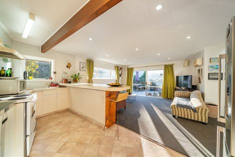 Photo of property in 86 Pinehaven Road, Pinehaven, Upper Hutt, 5019