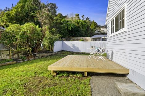 Photo of property in 117 Horoeka Street, Stokes Valley, Lower Hutt, 5019