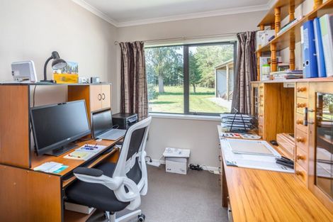 Photo of property in 302 Para Road, Parkvale, Carterton, 5792