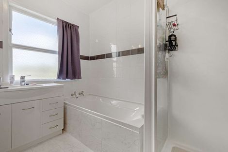 Photo of property in 8 Martin Street, Utuhina, Rotorua, 3015