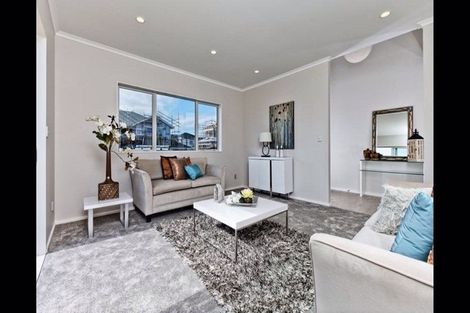 Photo of property in 3 Ascension Crescent, Orewa, 0931