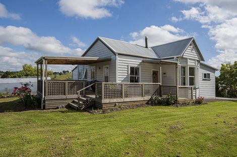 Photo of property in 46 Whakapirau Road, Maungaturoto, 0583