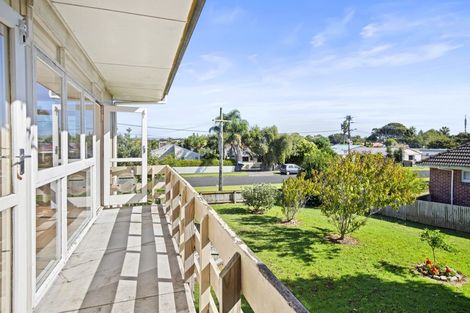 Photo of property in 2/17 Kent Street, Waiuku, 2123