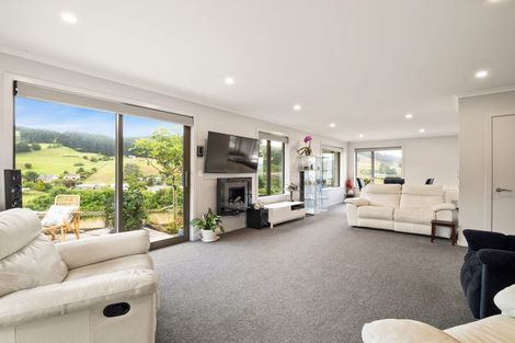 Photo of property in 20 Glendermid Close, Sawyers Bay, Port Chalmers, 9023