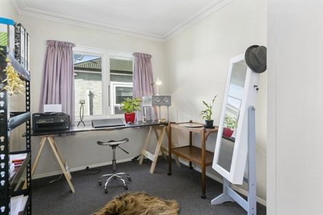 Photo of property in 69 Glenpark Avenue, Mornington, Dunedin, 9011