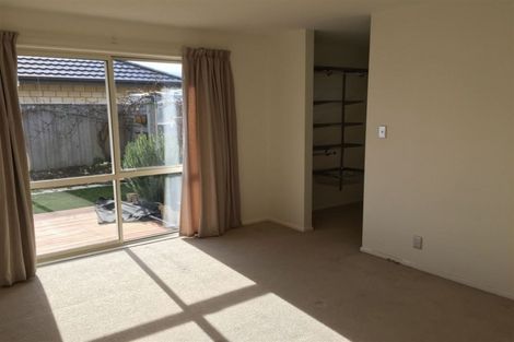 Photo of property in 10 Murfitt Street, Pegasus, 7612