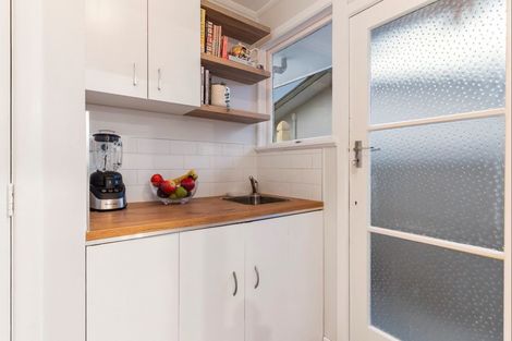 Photo of property in 2 Mcfetridge Lane, Ohauiti, Tauranga, 3112