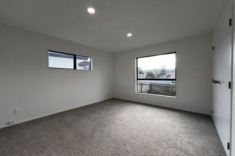 Photo of property in 1a Romulus Place, Totara Vale, Auckland, 0629