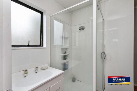 Photo of property in 2/23 Park Road, Glenfield, Auckland, 0629