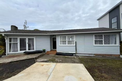Photo of property in 21 Minaret Drive, Bucklands Beach, Auckland, 2014