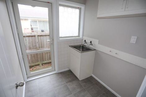 Photo of property in 43 Burnside Crescent, Burnside, Christchurch, 8053