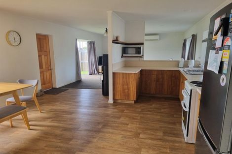 Photo of property in 425 Carrington Street, Upper Vogeltown, New Plymouth, 4310