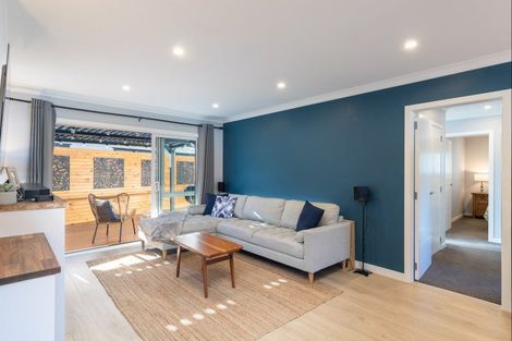 Photo of property in 15 Salisbury Crescent, Wallaceville, Upper Hutt, 5018