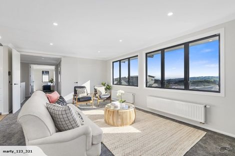 Photo of property in 13 Pacific View, Whitby, Porirua, 5024