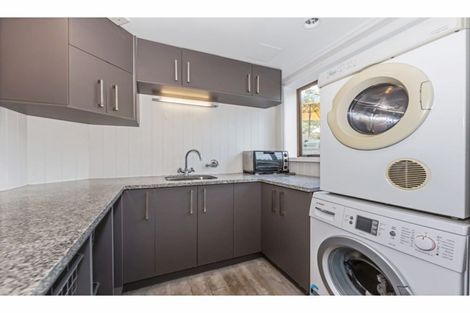 Photo of property in 10 Rishworth Avenue, Stanmore Bay, Whangaparaoa, 0932