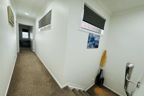 Photo of property in 5 Kairakau Street, Takanini, 2110