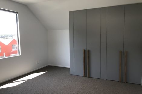 Photo of property in 383 Adelaide Road, Newtown, Wellington, 6021