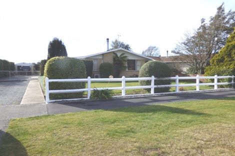 Photo of property in 212 Horndon Street, Darfield, 7510