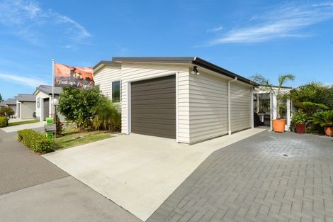 Photo of property in 11 Kamahi Crescent, Papamoa Beach, Papamoa, 3118