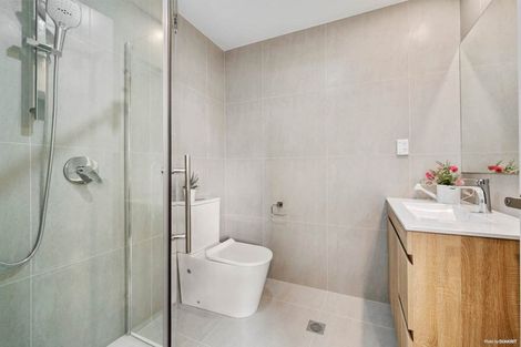 Photo of property in 3/28 Ludlow Terrace, Totara Vale, Auckland, 0627