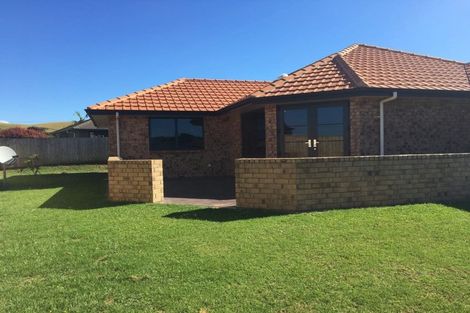 Photo of property in 2 Mooring Close, Haruru, 0204