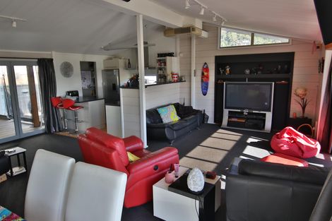 Photo of property in 32 Joyces Road, Paihia, 0200