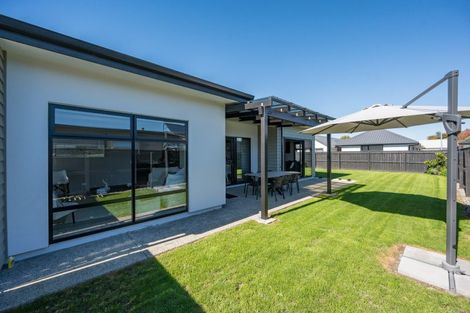 Photo of property in 12 Wakanini Place, Mapua, 7005