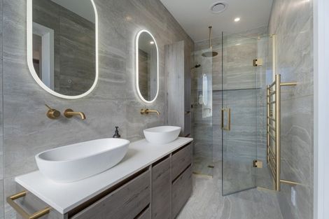 Photo of property in 1 Capstan Crescent, Whitianga, 3510