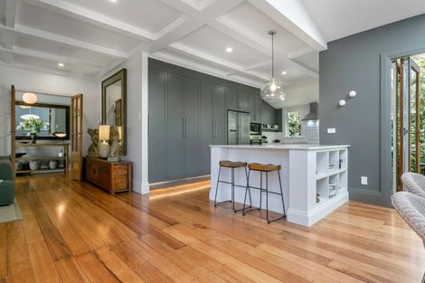 Photo of property in 57 Princes Street, Cambridge, 3434