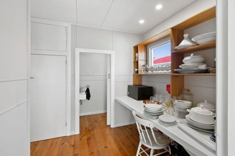 Photo of property in 22 Richmond Street, Fitzroy, New Plymouth, 4312