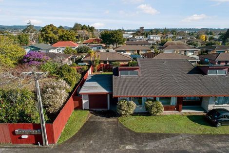 Photo of property in 1/35 Swanson Road, Henderson, Auckland, 0610