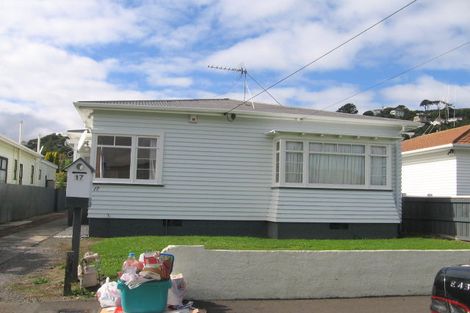 Photo of property in 17 Glamis Avenue, Strathmore Park, Wellington, 6022