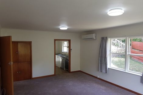 Photo of property in 2/16 Redwood Avenue, Tawa, Wellington, 5028